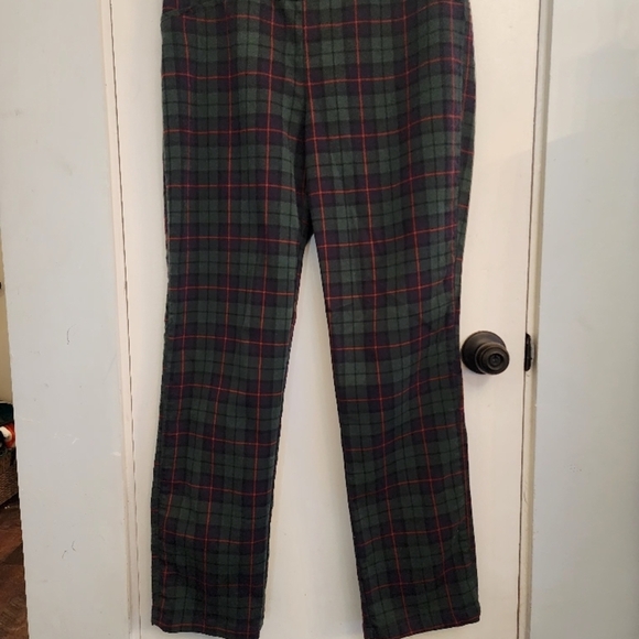 Croft & Barrow Plaid Pants Green Red Navy Christmas Holiday 10 - Picture 2 of 14